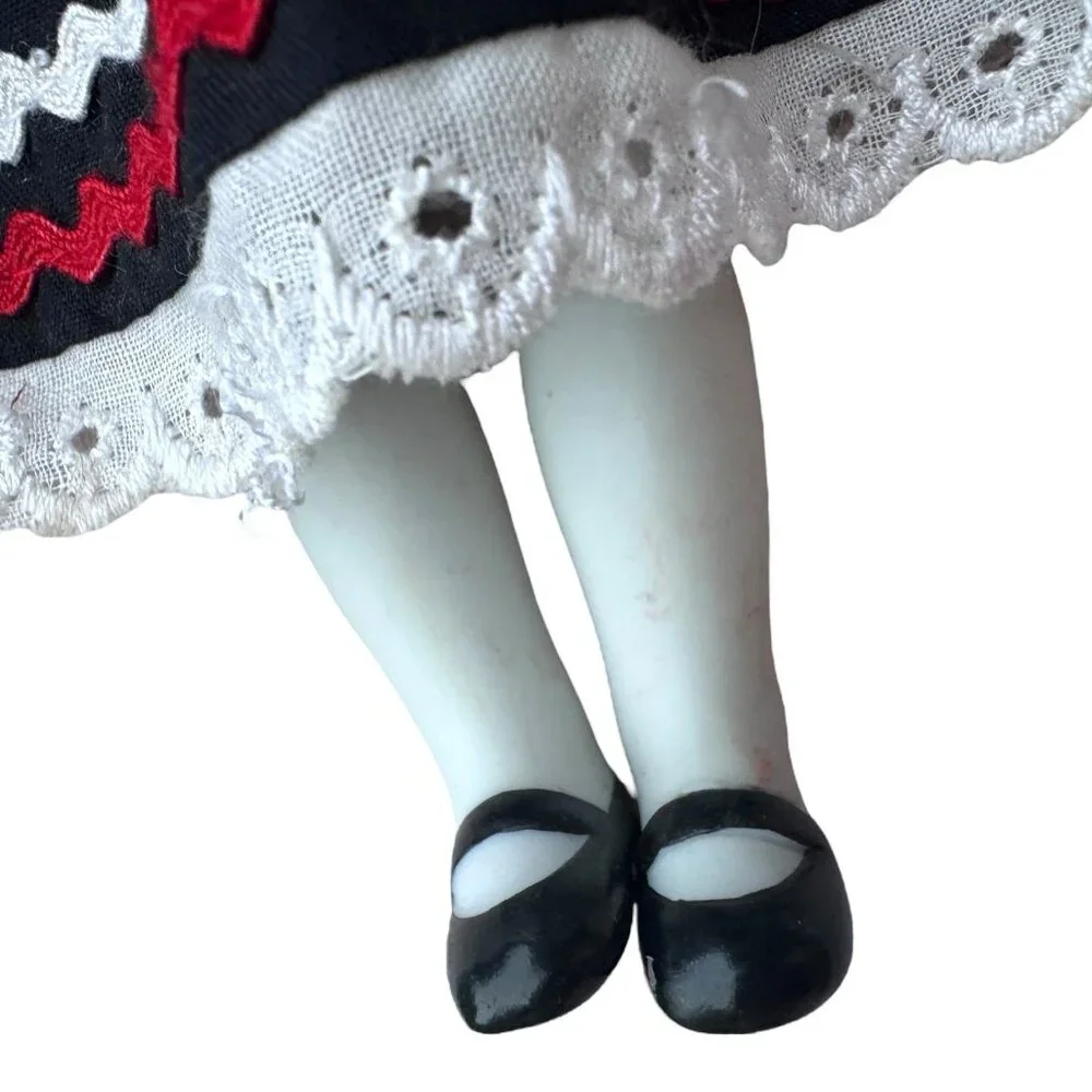 DANBURY MINT Dolls of The World - ITALY - Vtg 90s Porcelain Real Clothes Retired